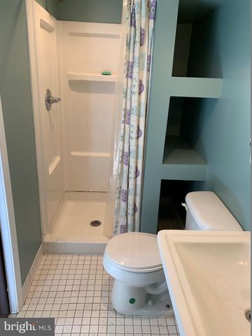 2105 GILLES ST, Wilmington, DE 19805