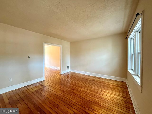 2105 GILLES ST, Wilmington, DE 19805