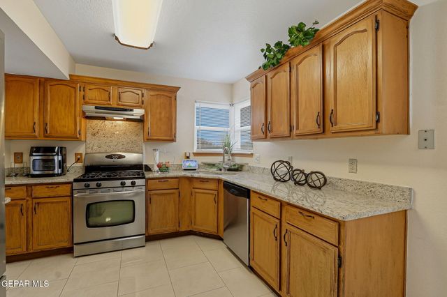 1301 TIERRA ROJA Street, El Paso, TX 79912