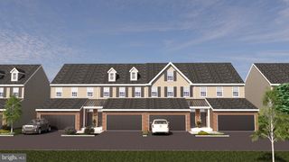 118 AUSTIN DR, Kennett Square, PA 19348