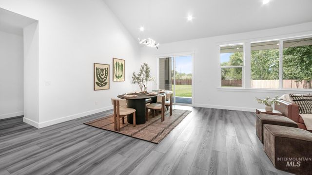 2025 S Penninger Dr, Boise, ID 83709