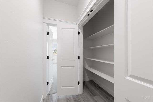 2025 S Penninger Dr, Boise, ID 83709