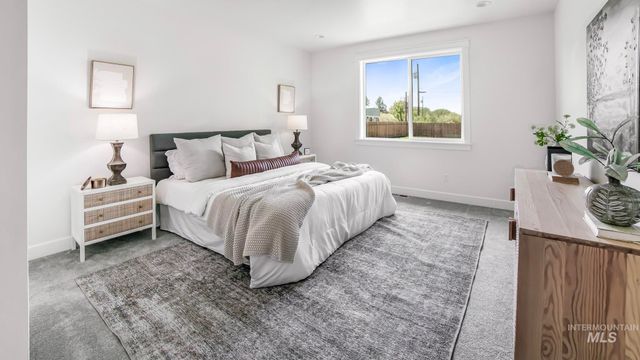 2025 S Penninger Dr, Boise, ID 83709