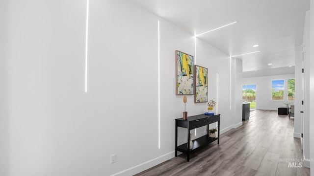 2025 S Penninger Dr, Boise, ID 83709