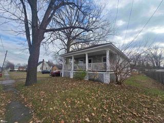 258 E State Road, Montrose, MI 48457