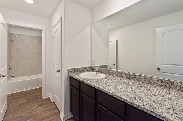 16429 Farmhouse LN, Elgin, TX 78621
