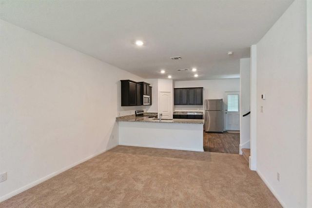 16429 Farmhouse LN, Elgin, TX 78621