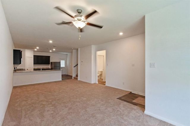16429 Farmhouse LN, Elgin, TX 78621