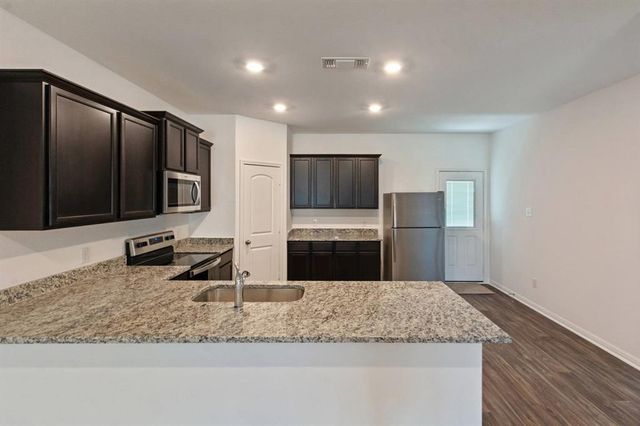 16429 Farmhouse LN, Elgin, TX 78621