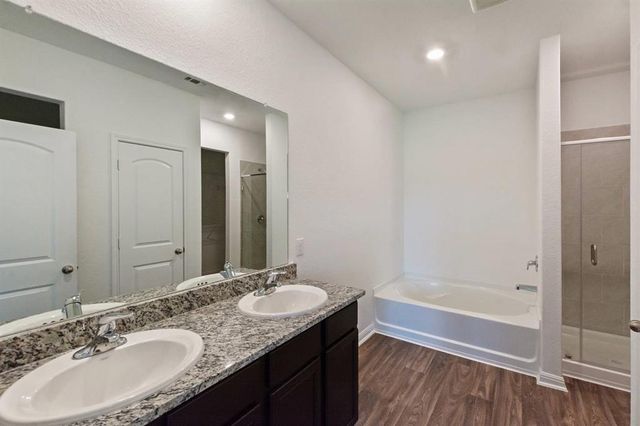 16429 Farmhouse LN, Elgin, TX 78621
