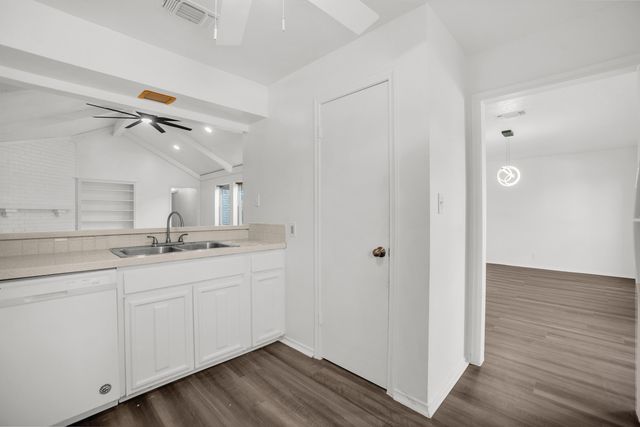 13351 Kit Lane, Dallas, TX 75240