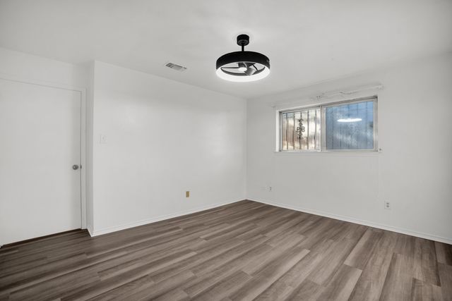 13351 Kit Lane, Dallas, TX 75240