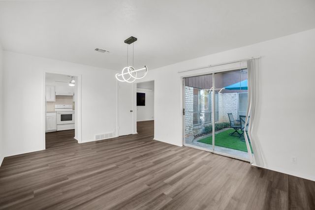 13351 Kit Lane, Dallas, TX 75240