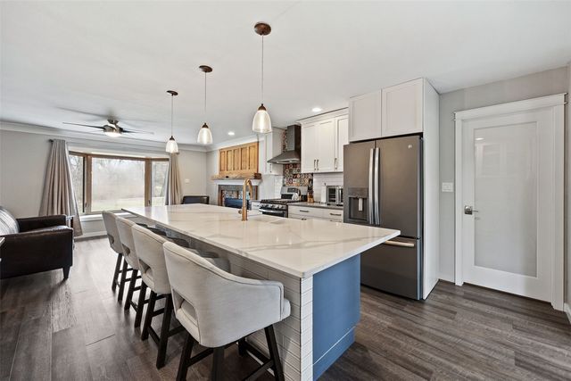 1169 Mill Street NE, Swisher, IA 52338