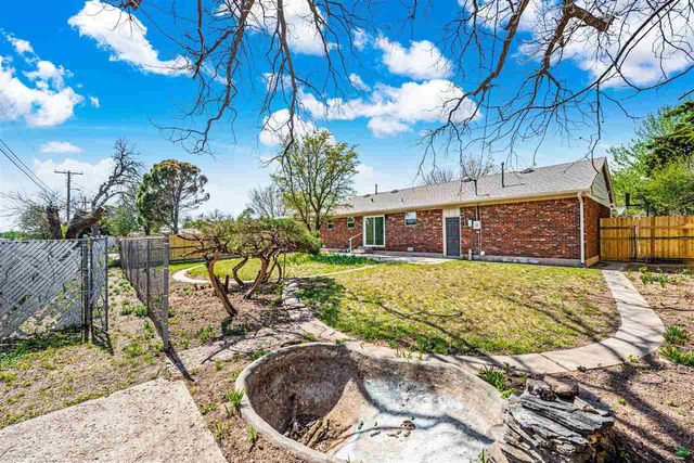 1703 NW 43rd St, Lawton, OK 73505