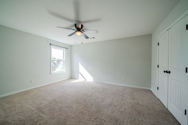 154 Red Oak Place, Smiths Station, AL 36877