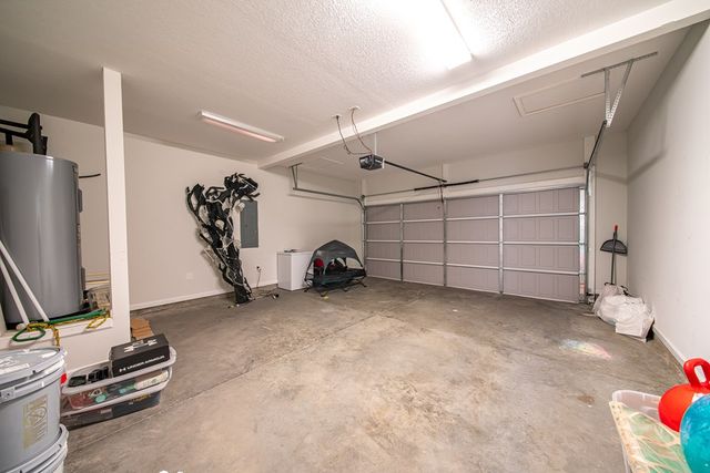 154 Red Oak Place, Smiths Station, AL 36877