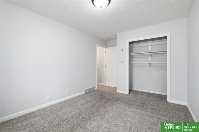 9024 Washington Street, Omaha, NE 68127