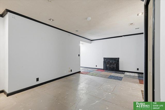 9024 Washington Street, Omaha, NE 68127