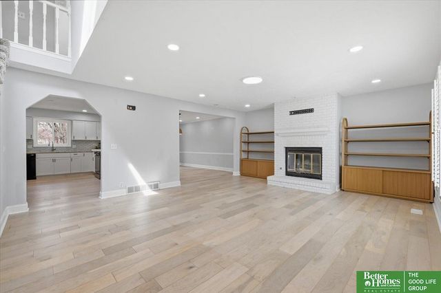 9024 Washington Street, Omaha, NE 68127