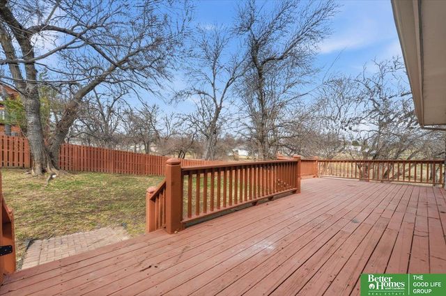 9024 Washington Street, Omaha, NE 68127