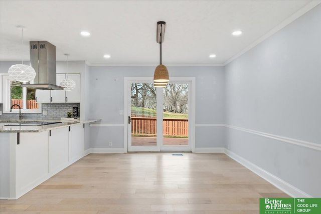 9024 Washington Street, Omaha, NE 68127