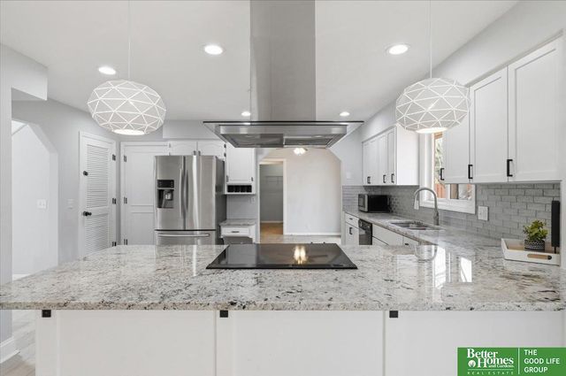 9024 Washington Street, Omaha, NE 68127