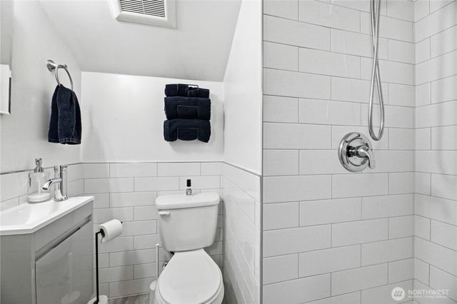 1913 Deville Drive NW, Bremerton, WA 98312