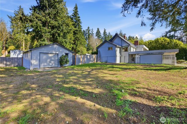 1913 Deville Drive NW, Bremerton, WA 98312