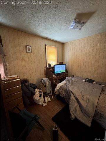 11748 Carney Street, Warren, MI 48089