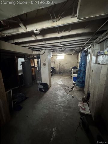 11748 Carney Street, Warren, MI 48089