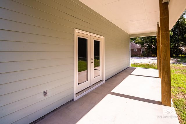 9264 Brighton Avenue, Elberta, AL 36530