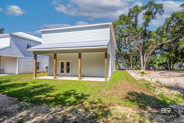 9264 Brighton Avenue, Elberta, AL 36530
