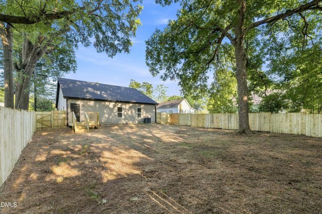 211 Gilmer Street, Burlington, NC 27217