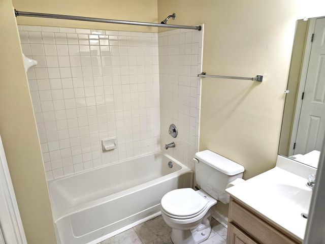 3741 Block House Way Apt 728, Myrtle Beach, SC 29577