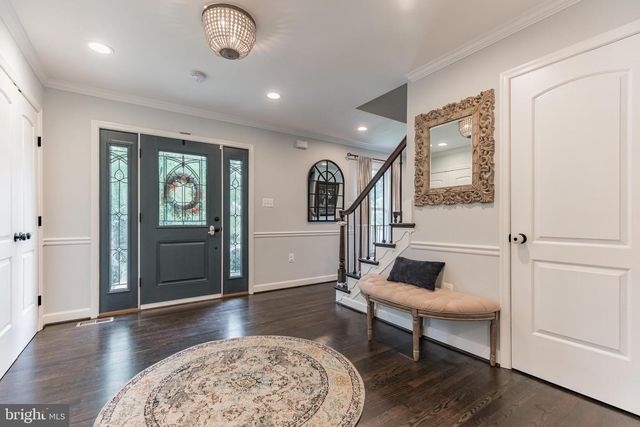 9911 BARNSBURY CT, Fairfax, VA 22031