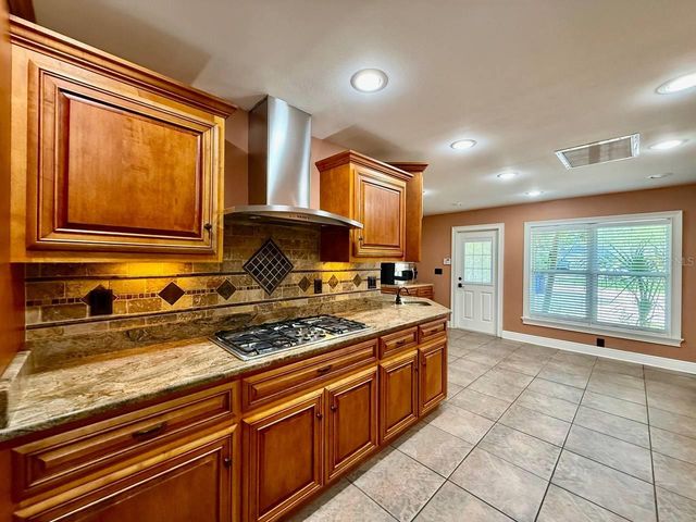 1103 BALLINGER ROAD, Lutz, FL 33548