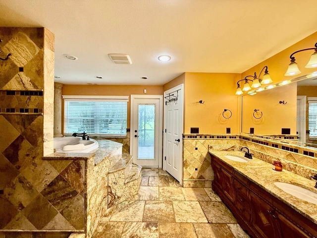 1103 BALLINGER ROAD, Lutz, FL 33548