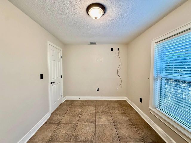 1103 BALLINGER ROAD, Lutz, FL 33548