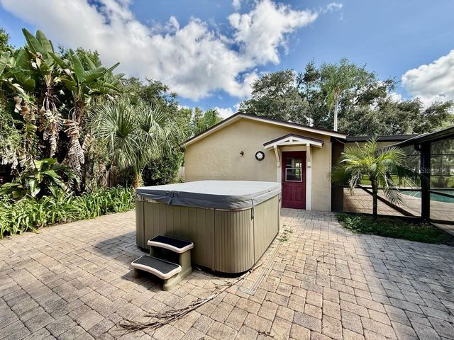 1103 BALLINGER ROAD, Lutz, FL 33548