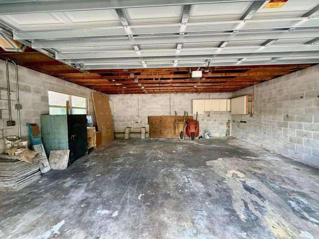 1103 BALLINGER ROAD, Lutz, FL 33548
