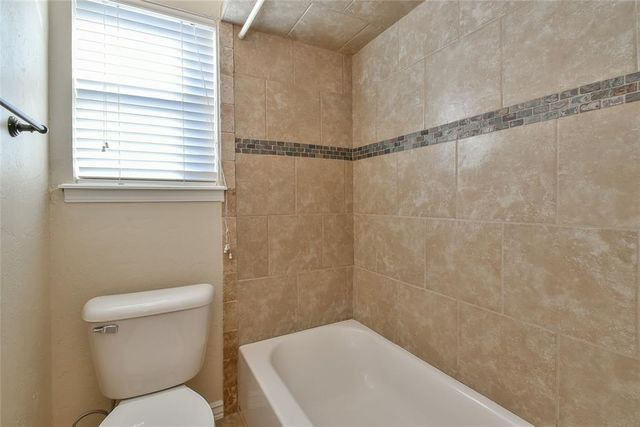 3317 Hunting Hawk Circle, Edmond, OK 73013