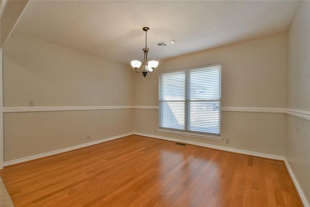 3317 Hunting Hawk Circle, Edmond, OK 73013