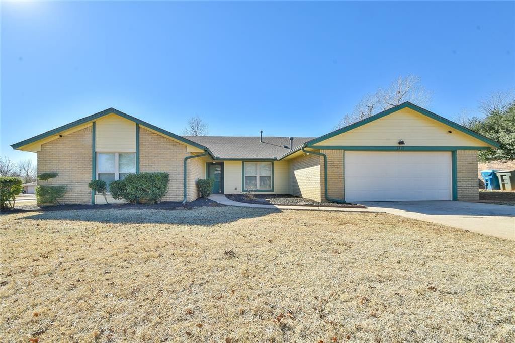 3317 Hunting Hawk Circle, Edmond, OK 73013