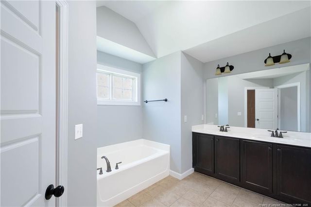 3232 Winterwood Drive, Fayetteville, NC 28306