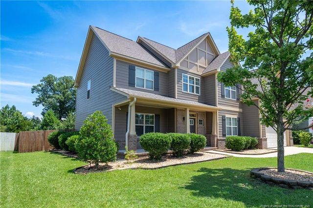 3232 Winterwood Drive, Fayetteville, NC 28306
