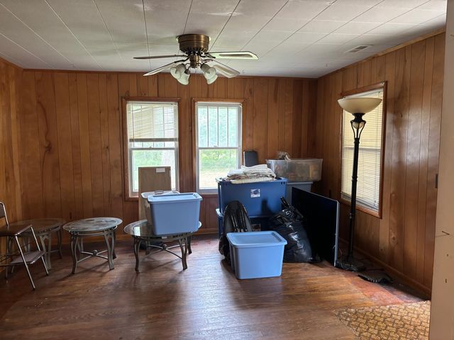 2364 Two Rivers Road, Highlandville, MO 65669