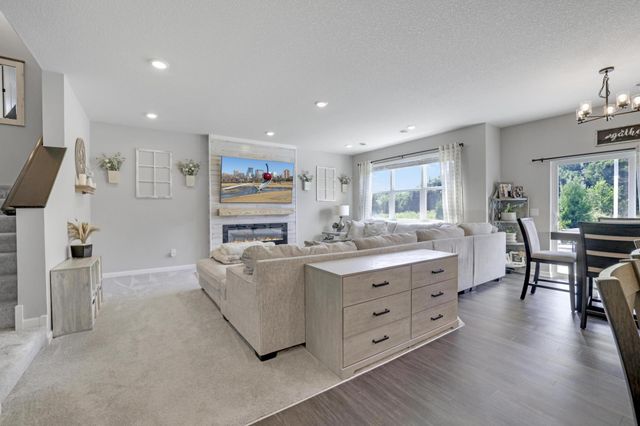 19295 Crystal Terrace, Farmington, MN 55024