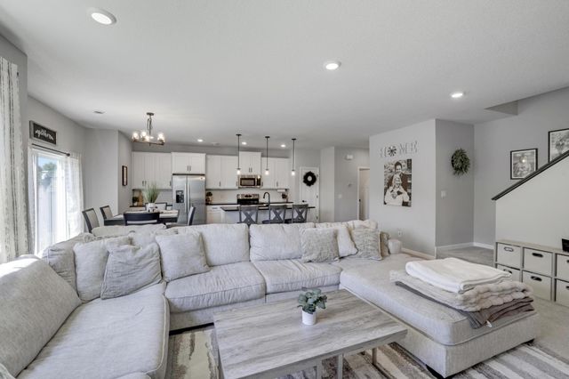 19295 Crystal Terrace, Farmington, MN 55024