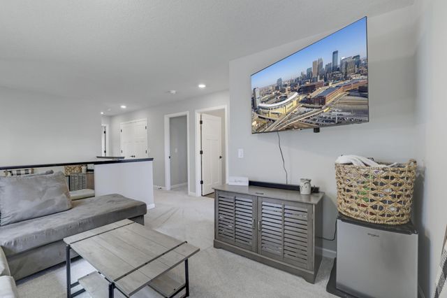 19295 Crystal Terrace, Farmington, MN 55024